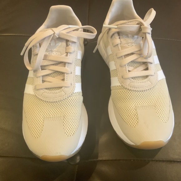 adidas Flashback  Womens  Sneakers, size 7 , - Picture 2 of 7